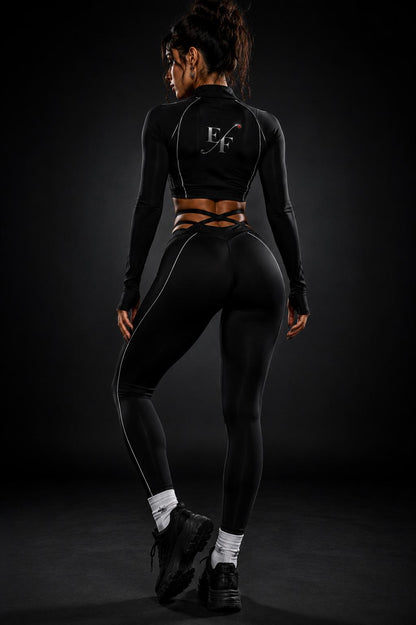 Conjunto deportivo Signature Black EF™